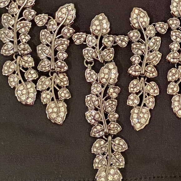 Met Museum MMA Rhinestone Leaf Jewelry Set ❣️ Necklace & Earrings ❣️ Signed - Picture 2 of 7